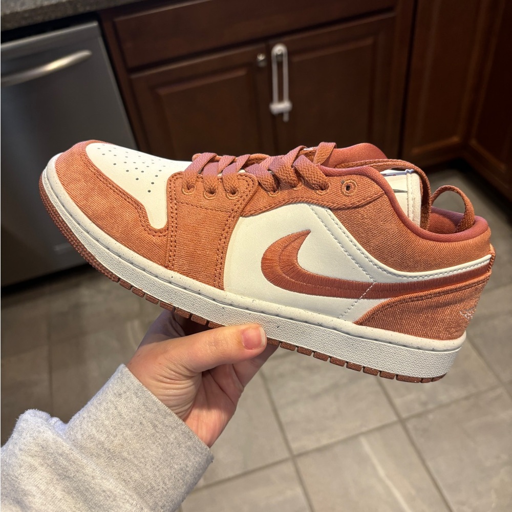 Women’s Air Jordan 1 Low SE